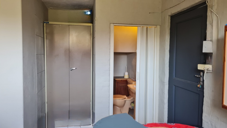 4 Bedroom Property for Sale in Boggomsbaai Western Cape